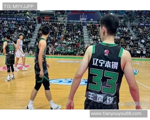 2015年CBA山东队与福建队精彩对决回顾及赛后分析