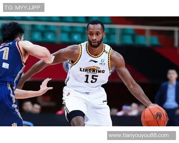 赵继伟：从青涩新星到篮球赛场的领军人物，见证中国篮球的辉煌与挑战