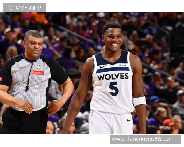 雷霆与掘金激战正酣NBA赛场精彩对决回顾与分析